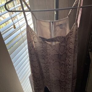 Above average below value apparels